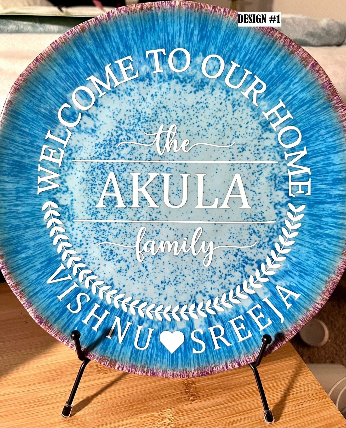 Decorative Plate Blue Family Sign - Metal Stand included - Customized